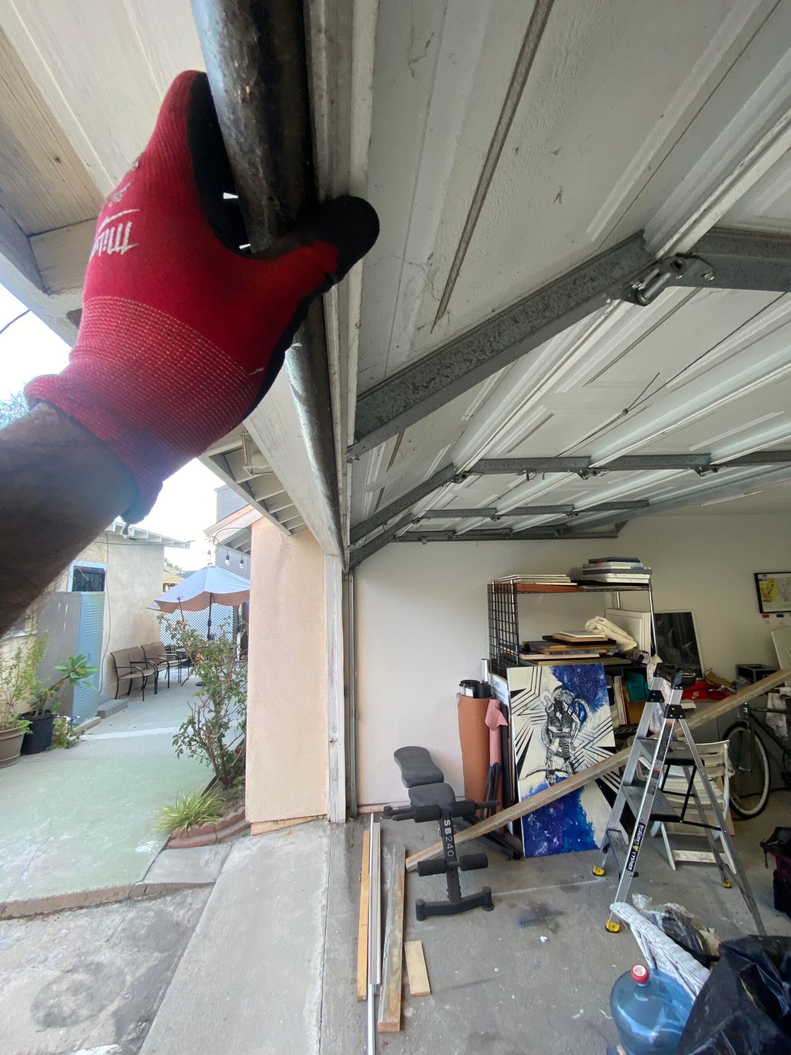 24 hour off-track garage door repair in South Gate CA