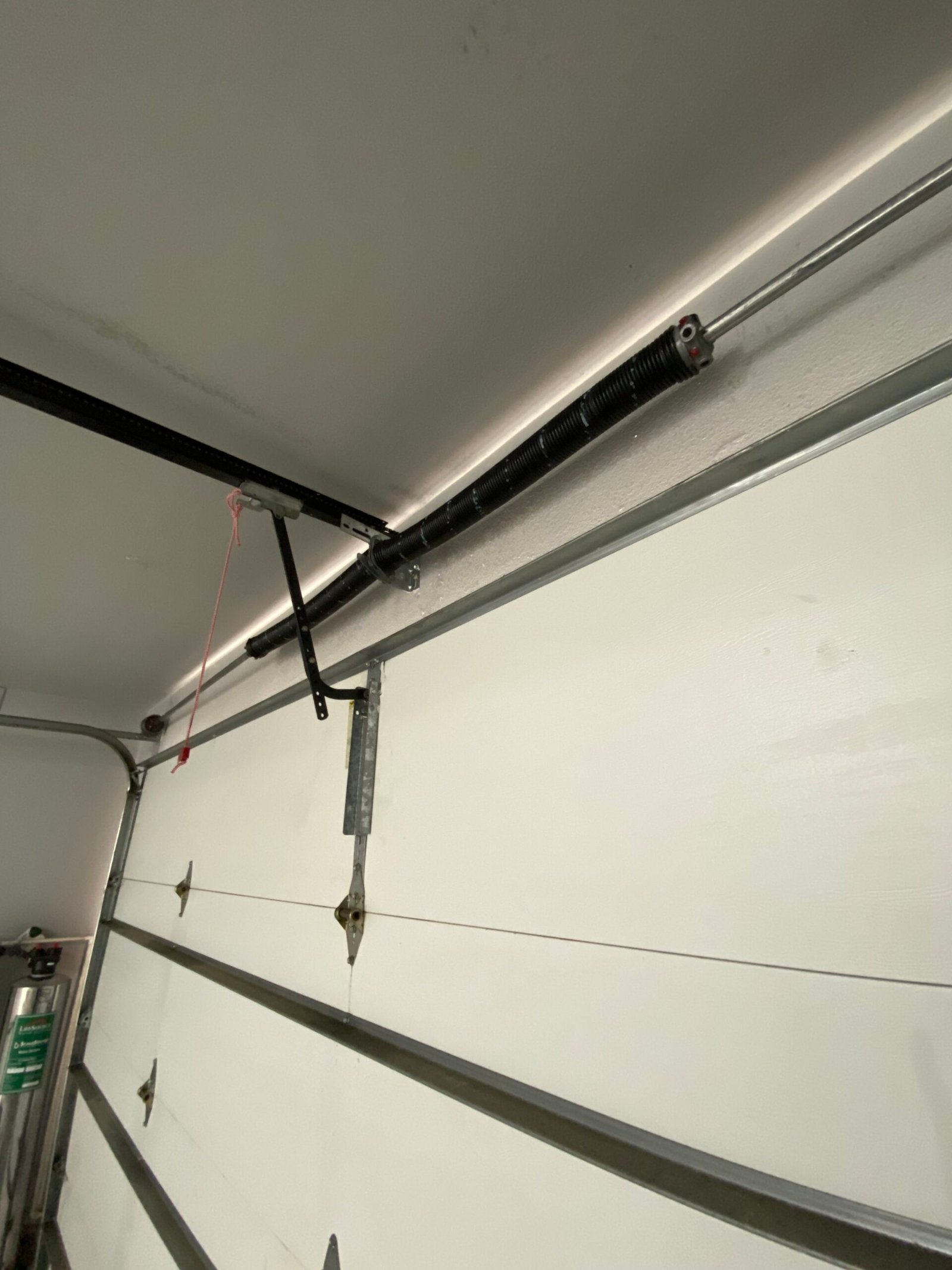 Emergency garage door spring replacement in South Gate CA
